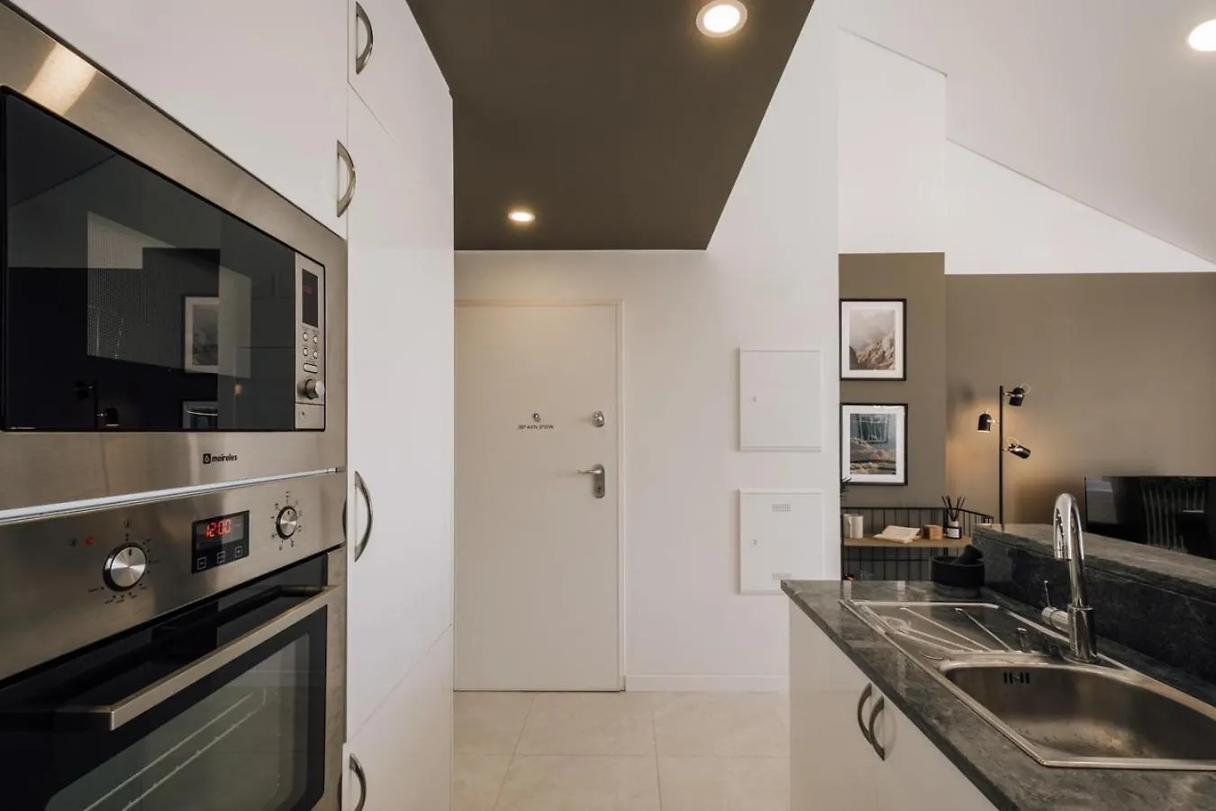 شقة Sost - 2 Bedrooms And Shared Rooftop In Alcantara Lisboa البرتغال